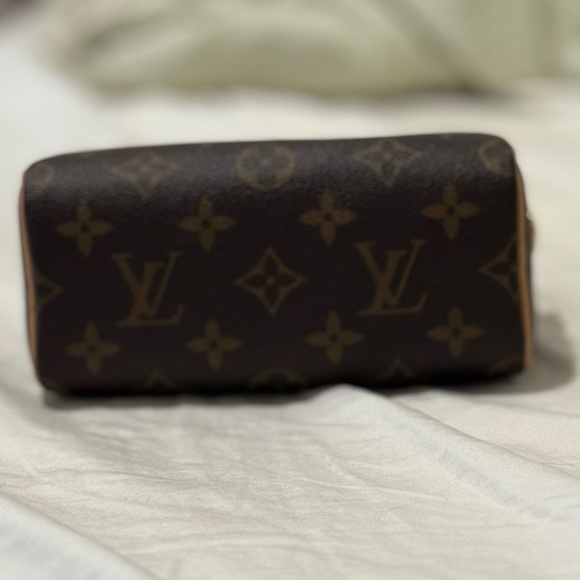Louis Vuitton Nano Speedy - Picture 7 of 11